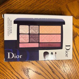 CHRISTIAN DIOR FACE, EYES, AND LIP PALETTE BRAND NEW